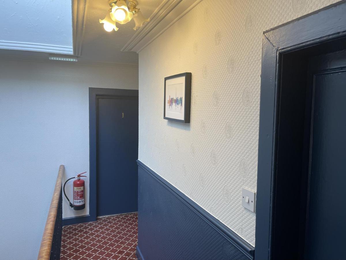 The Kingsview Townhouse - Boutique Hostel Edinburgh Ngoại thất bức ảnh